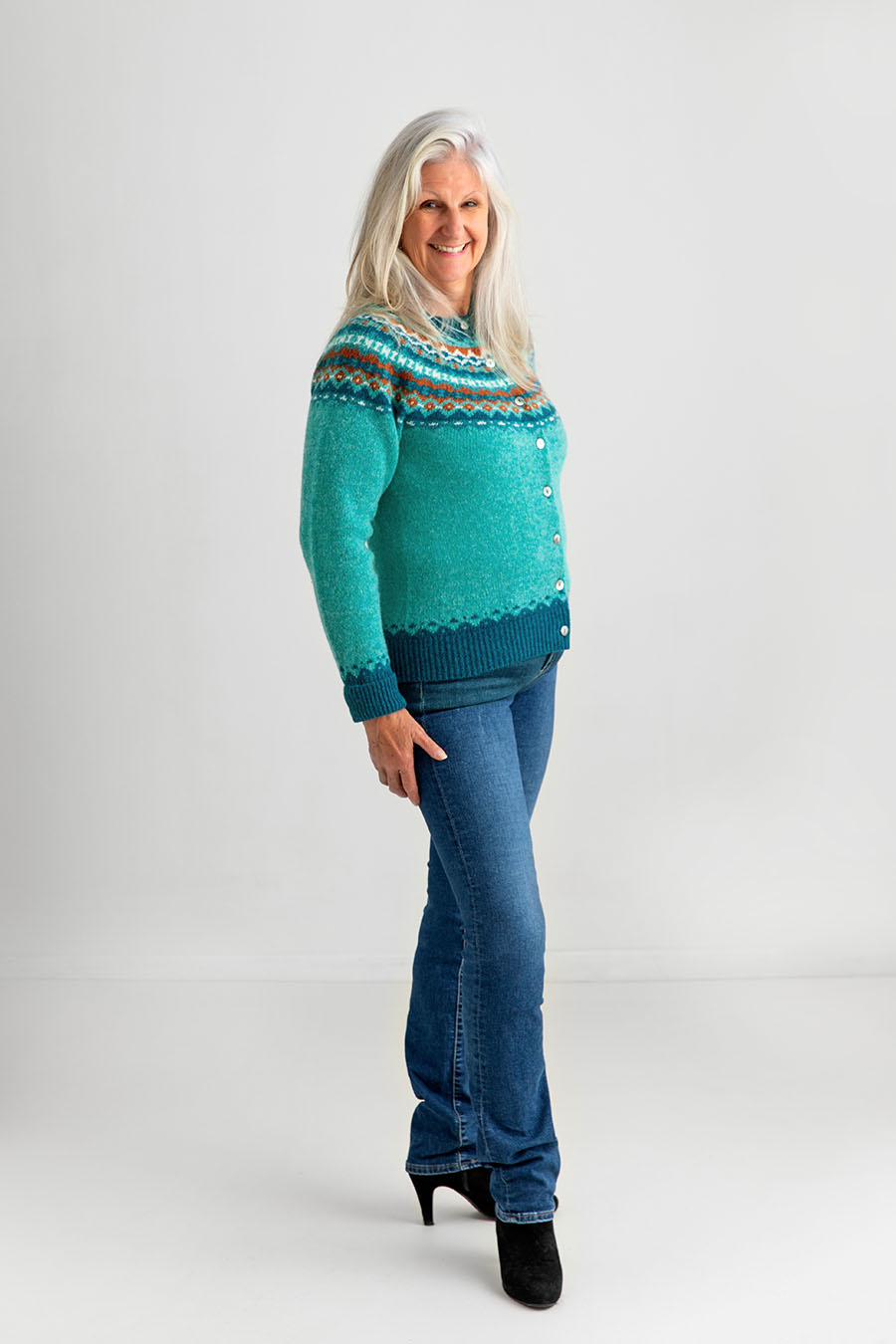 ladies fair isle cardigan sweater aqua wool shetland crathie