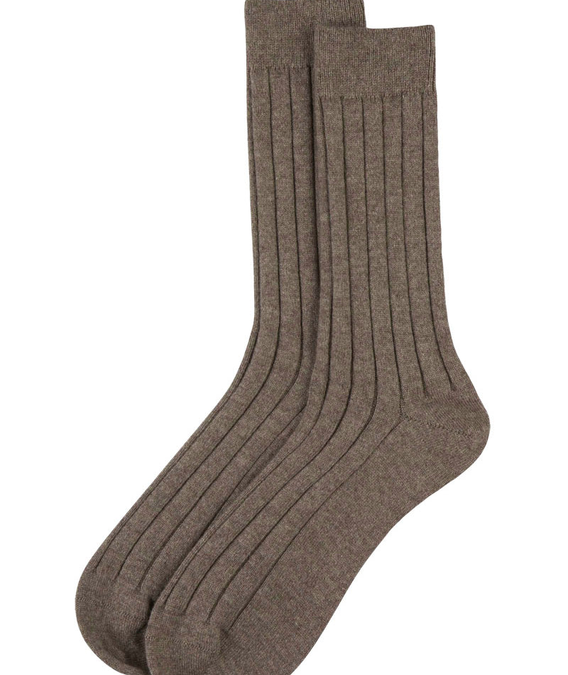 Mens Scottish cashmere sock. otter brown
