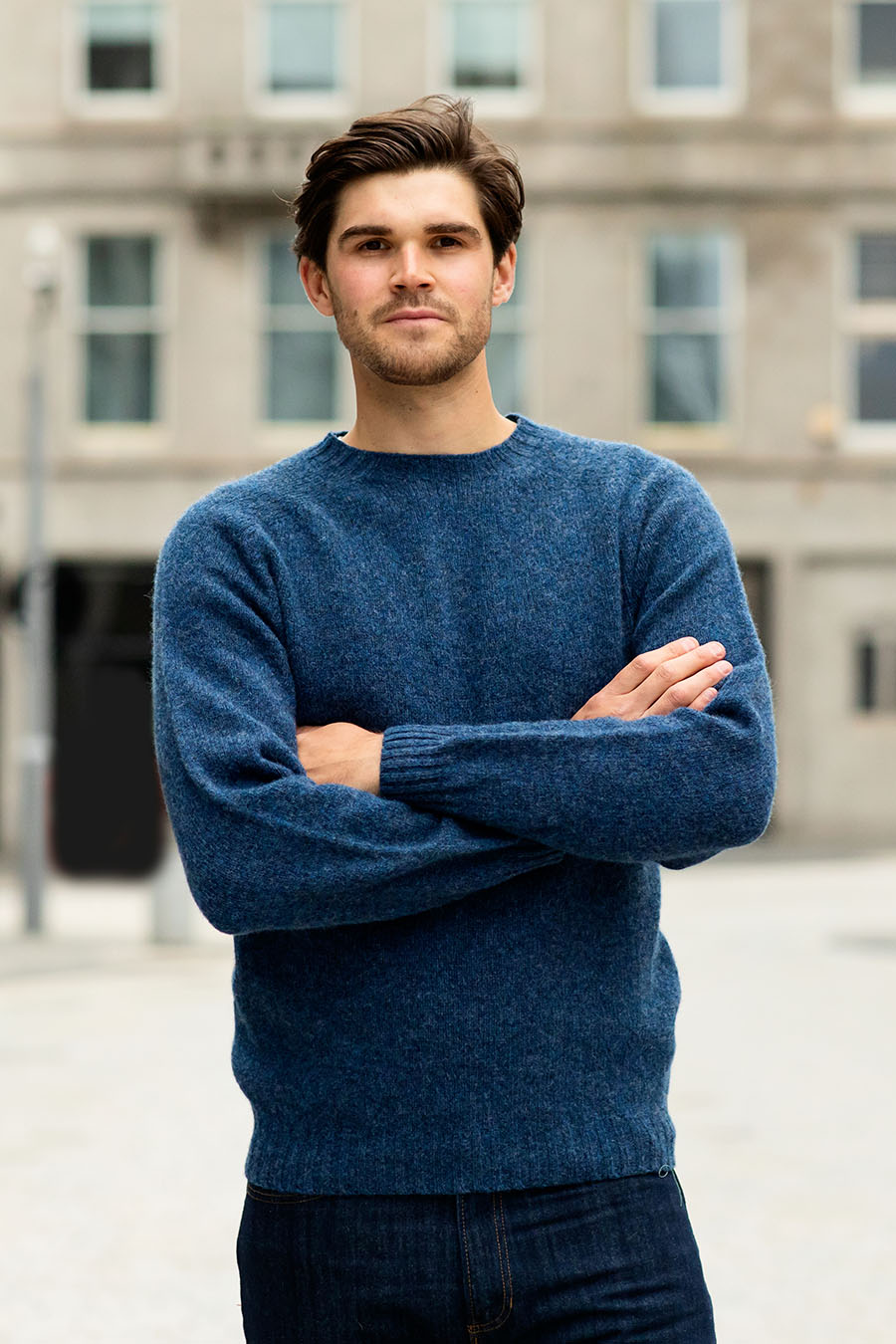 Mens seamless saddle shoulder shetland sweater denim blue