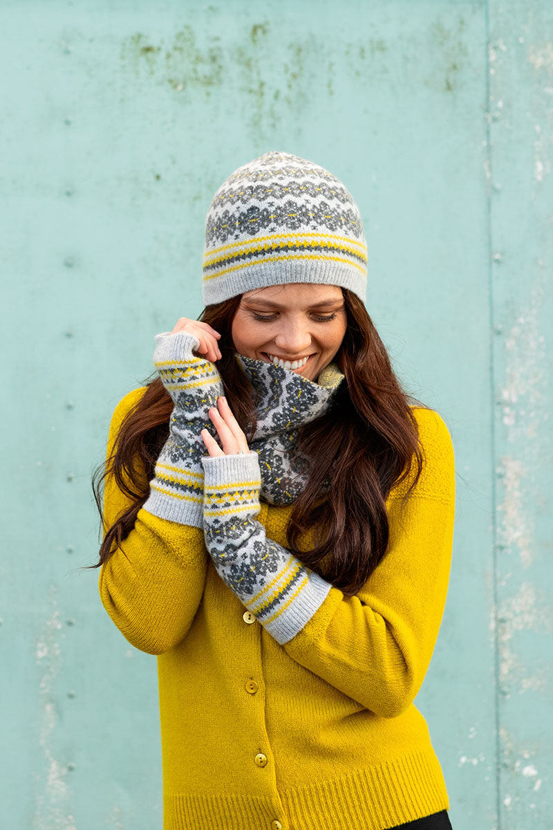 Fair isle beanie hat grey yellow Scottish lambs wool Stockbridge