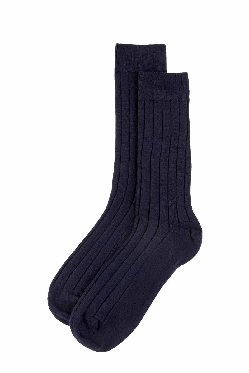 Mens Scottish cashmere socks in Navy Blue