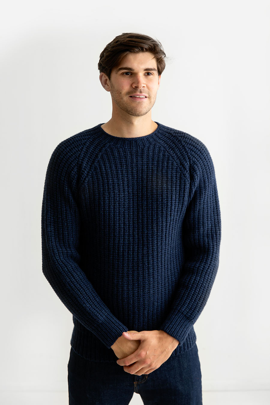 Mens Scottish Geelong Superfine Lambswool Fisherman's Rib Jumper Sweater in navy blue