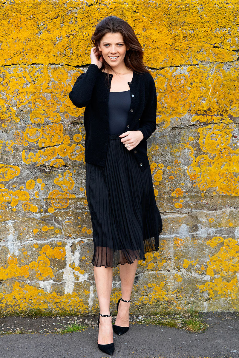 Womens Gansey Cardigan in Black Geelong Superfine Lambs wool