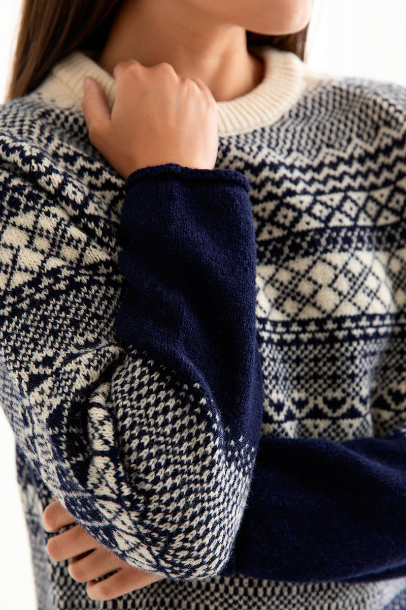 womens fair isle jumper tunic sweater navy blue wool lace close up