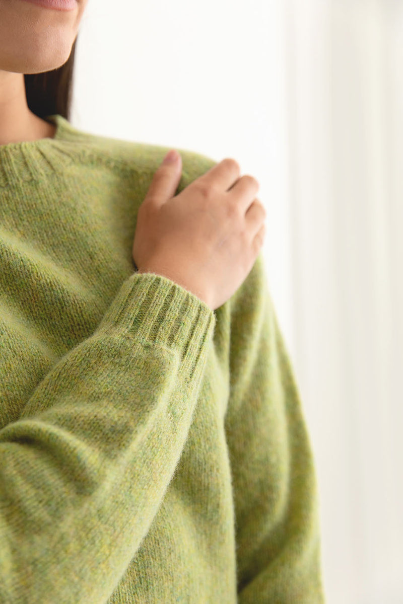 womens lime shetland wool jumper sweater saddle shoulder green close up