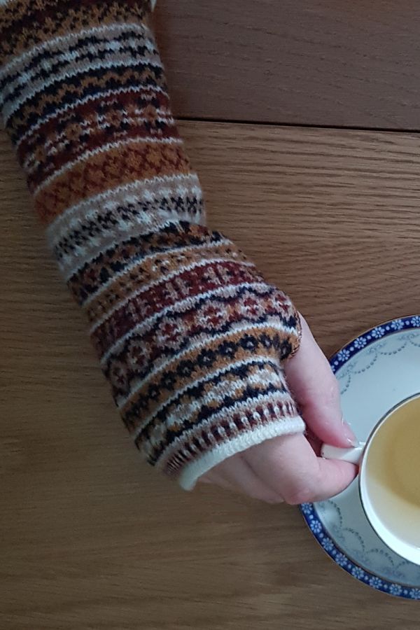 Tweed Fair isle wrist warmer fingerless gloves - Gold