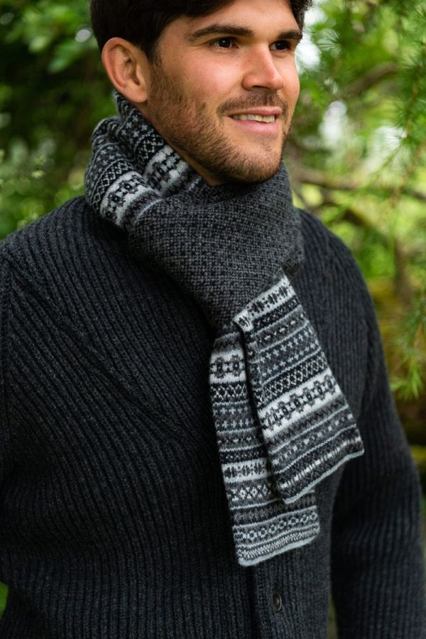 Grey wool fairisle scarf for men tweed