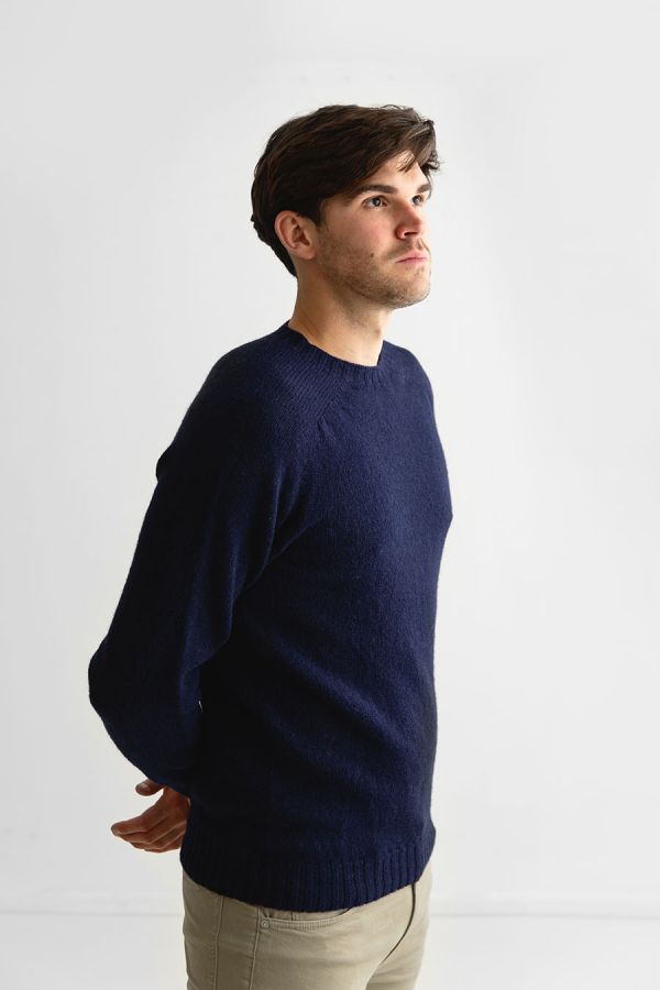 Mens navy blue shetland wool sweater jumper saddle shoulder 