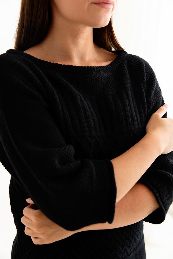 Womens gansey guernsey jumper sweater superfine wool black close up