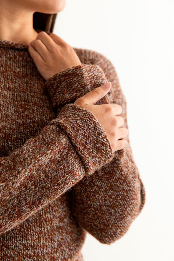 womens rust chunky wool jumper sweater autumn cuffed close up